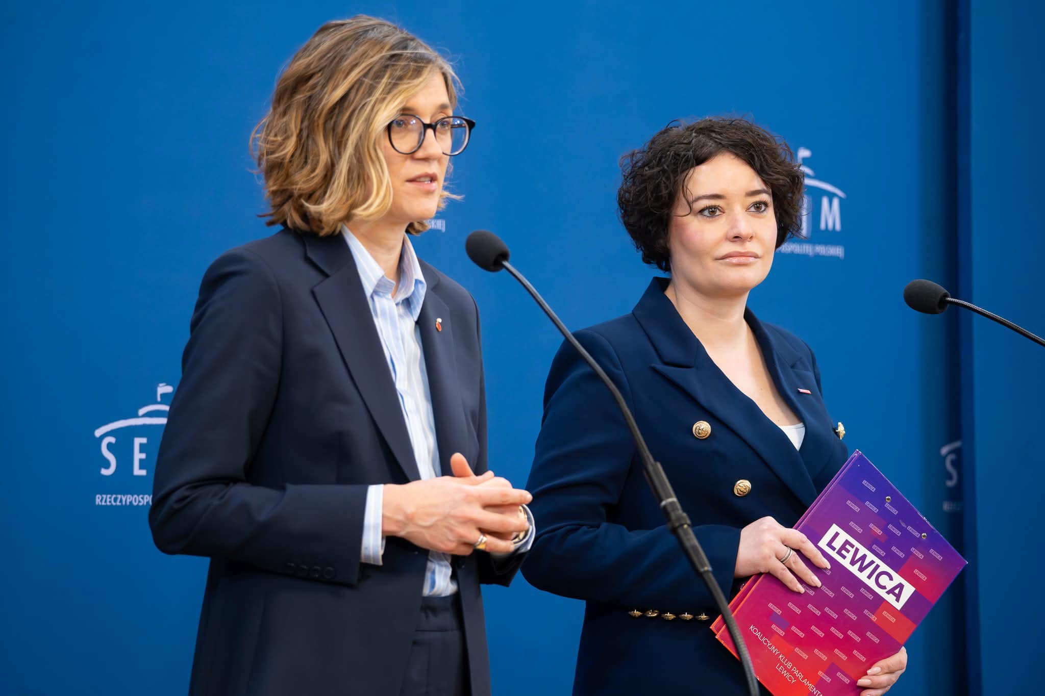 Magdalena Biejat i Anna-Maria Żukowska na konferencji prasowej: Mieszkanie to prawo, nie luksus!
